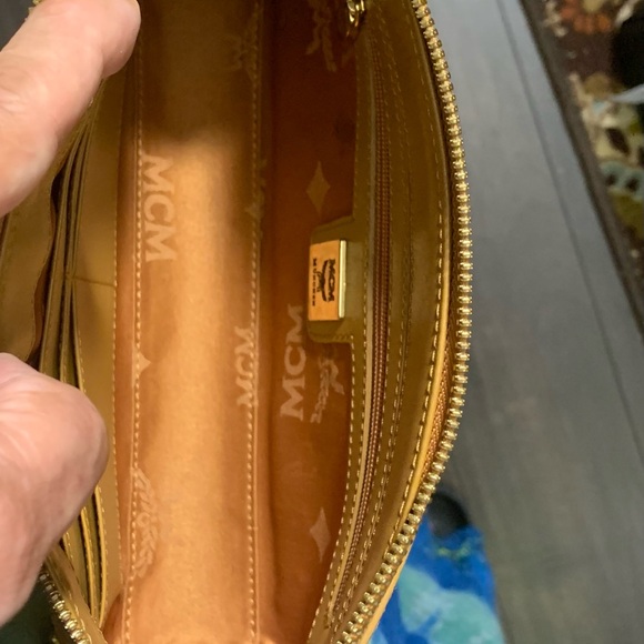 MCM Brown Leather Crossbody Bag with Gold Chain - Picture 3 of 5